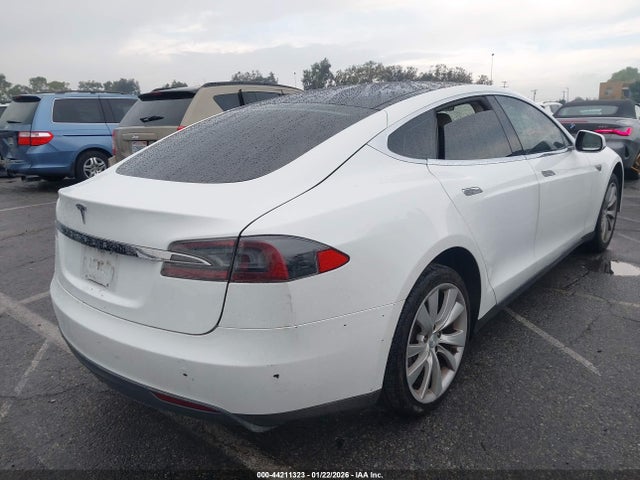 2014 TESLA MODEL S 5YJSA1H19EFP32693 Photo 3