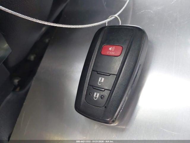 JTDKARFU9G3008420 Toyota Prius Four