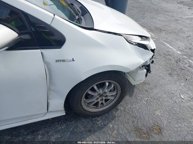 JTDKARFU9G3008420 Toyota Prius Four