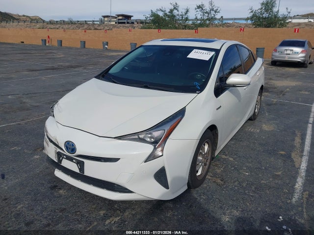 JTDKARFU9G3008420 Toyota Prius Four