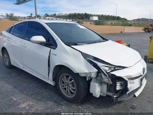 JTDKARFU9G3008420 Toyota Prius Four