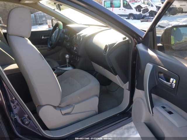 JN8AS5MV3EW703277 Nissan Rogue Select S