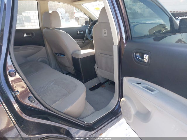 JN8AS5MV3EW703277 Nissan Rogue Select S