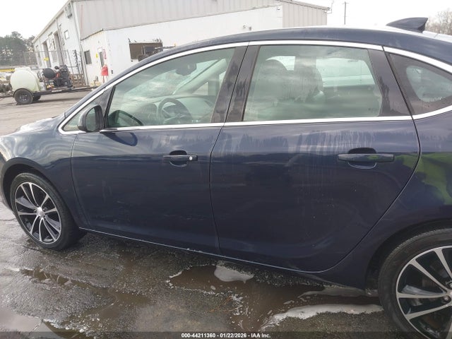 44211360 :رقم المزاد ، 1G4PW5SK2G4140185 vin ، 2016 Buick Verano Sport Touring Group مزاد بيع