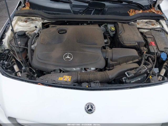 2019 MERCEDES-BENZ CLA 250 WDDSJ4GB2KN716916 Photo 9