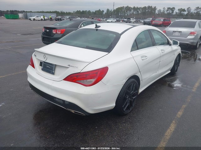 2019 MERCEDES-BENZ CLA 250 WDDSJ4GB2KN716916 Photo 3