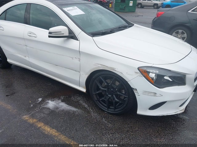 2019 MERCEDES-BENZ CLA 250 WDDSJ4GB2KN716916 Photo 5