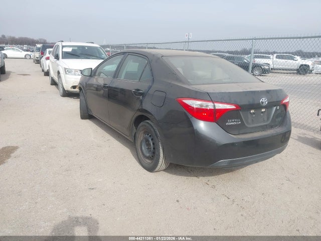2014 TOYOTA COROLLA 5YFBURHE2EP110997 Photo 2
