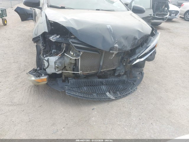 2014 TOYOTA COROLLA 5YFBURHE2EP110997 Photo 5