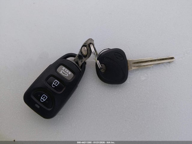 KMHD84LF7HU431596 Hyundai ELANTRA SE
