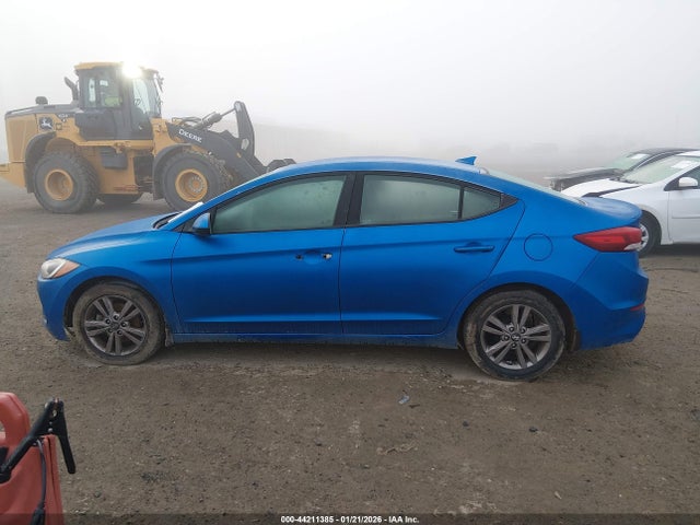 KMHD84LF7HU431596 Hyundai ELANTRA SE