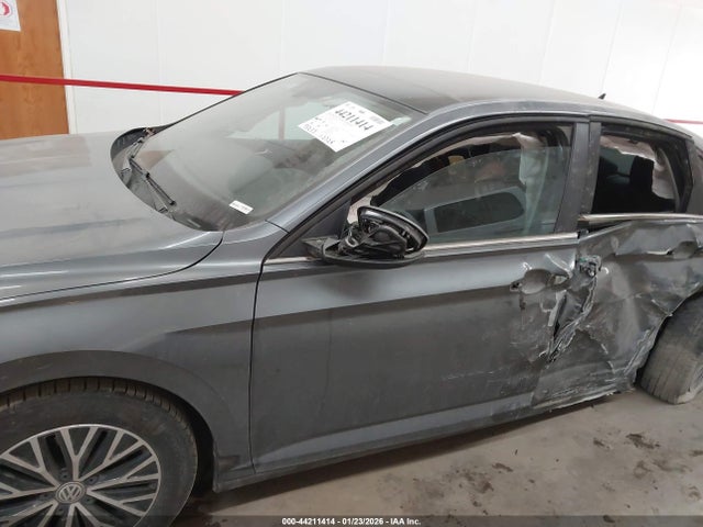 44211414 :رقم المزاد ، 3VWCB7BUXLM042335 vin ، 2020 Volkswagen Jetta 1.4t R-line/1.4t S/1.4t Se مزاد بيع