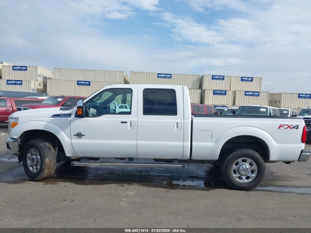 1FT8W3BT4GEA82709 Ford F-350 Lariat