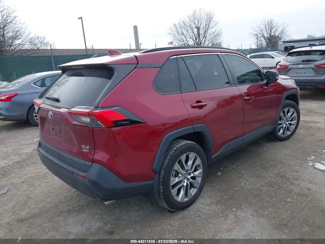 Toyota Rav4 Xle Premium 2021 2T3A1RFV8MW147516 Image 4