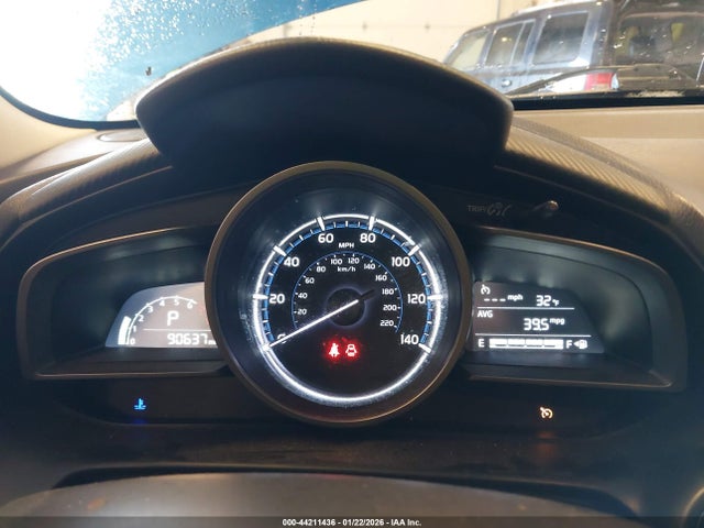 2019 TOYOTA YARIS 3MYDLBYV4KY510852 Photo 6