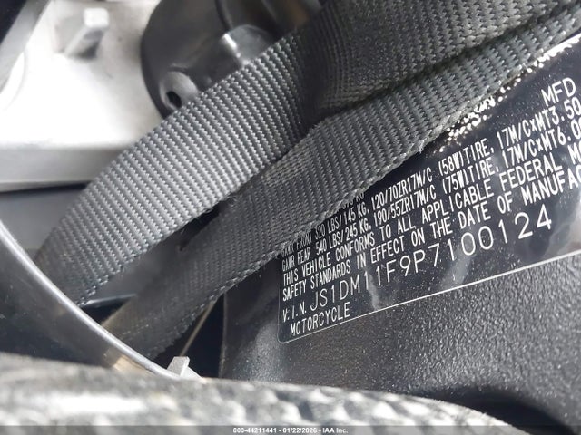 Suzuki GSX-R1000 2023 JS1DM11F9P7100124 Image 10