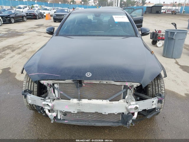 2020 Mercedes-benz C 300 მანქანა იყიდება აუქციონზე, vin: W1KWF8DB7LR571607, აუქციონის ნომერი: 44211457