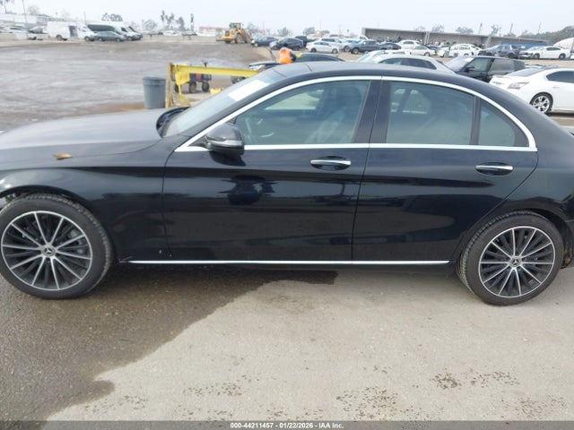 2020 Mercedes-benz C 300 მანქანა იყიდება აუქციონზე, vin: W1KWF8DB7LR571607, აუქციონის ნომერი: 44211457