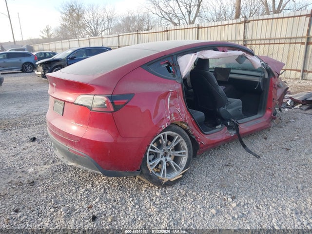 2024 TESLA MODEL Y 7SAYGDEE1RA288751 Photo 3