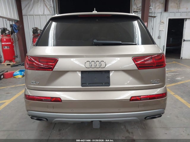 WA1VAAF72JD002818 Audi Q7 3.0t Premium