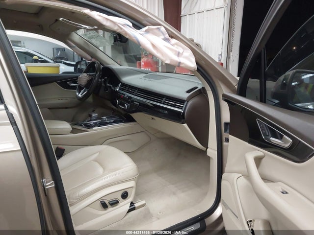 2018 AUDI Q7 WA1VAAF72JD002818 Photo 4