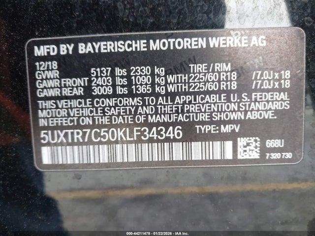 2019 BMW X3 5UXTR7C50KLF34346 Photo 8