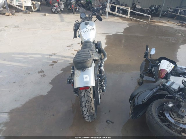 2020 HARLEY-DAVIDSON XL883 1HD4LE214LB418967 Photo 5