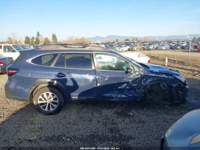 4S4BTAFC3P3209891 Subaru Outback Premium