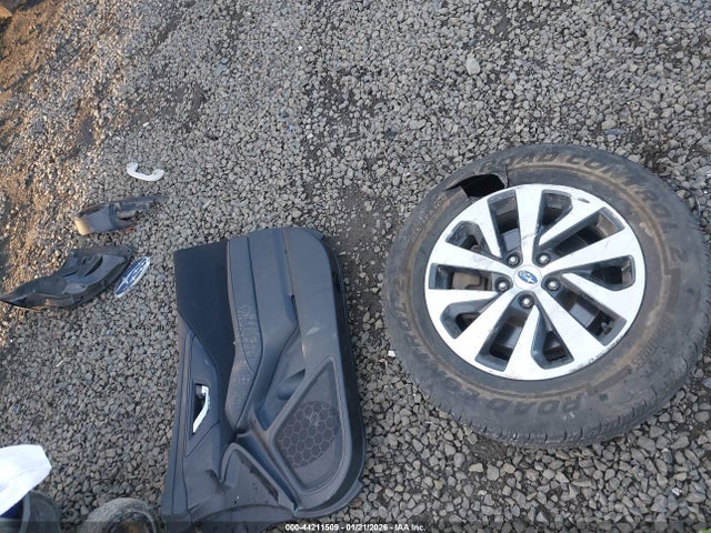 4S4BTAFC3P3209891 Subaru Outback Premium