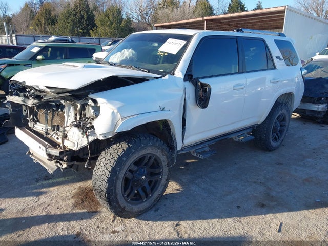 2018 TOYOTA 4RUNNER JTEBU5JR5J5579574 Photo 1