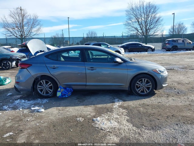KMHD84LF7JU574408 Hyundai ELANTRA SEL