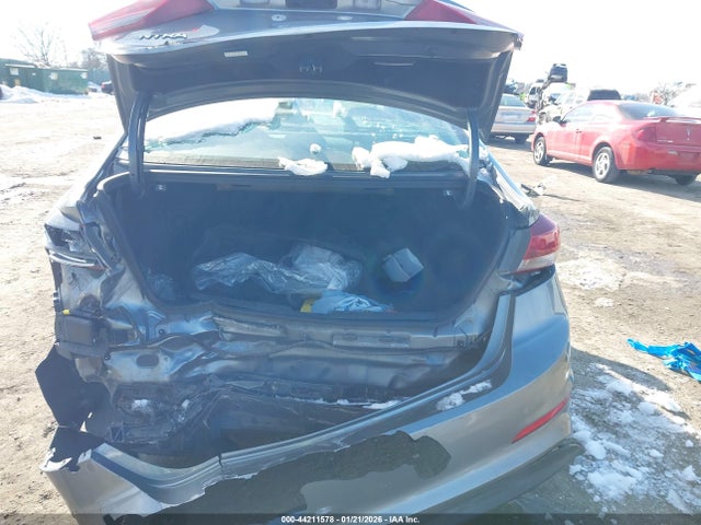 KMHD84LF7JU574408 Hyundai ELANTRA SEL