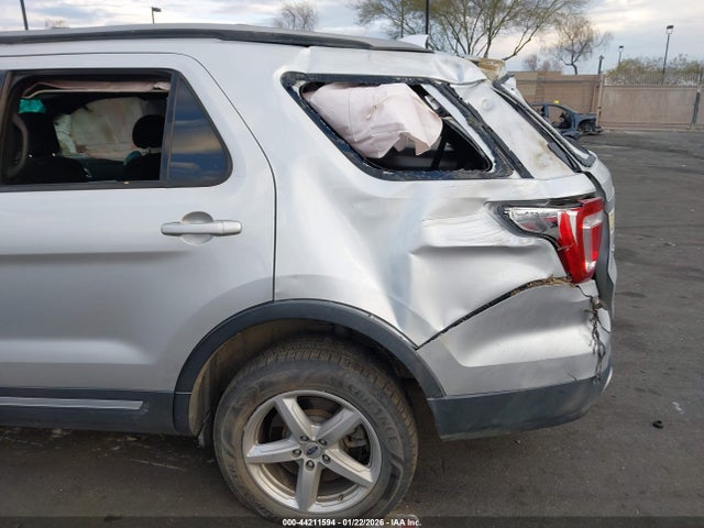 1FM5K8D89HGA76605 Ford EXPLORER XLT