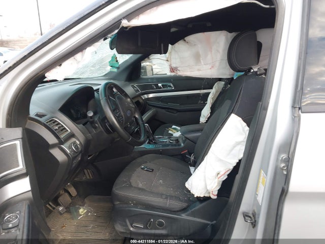 1FM5K8D89HGA76605 Ford EXPLORER XLT