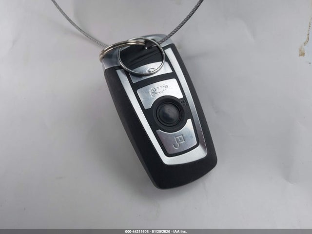 2018 BMW 320I WBA8E1G54JNU88950 Photo 10