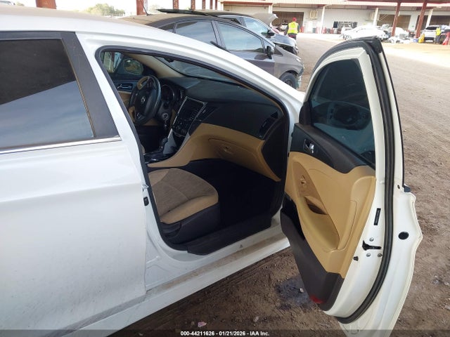 5NPEB4AC7EH919066 Hyundai SONATA GLS