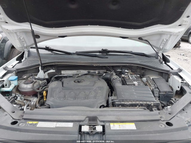 2022 Volkswagen Tiguan 2.0t Se მანქანა იყიდება აუქციონზე, vin: 3VV2B7AX8NM138155, აუქციონის ნომერი: 44211656