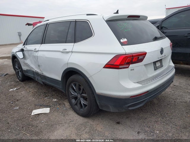 2022 Volkswagen Tiguan 2.0t Se მანქანა იყიდება აუქციონზე, vin: 3VV2B7AX8NM138155, აუქციონის ნომერი: 44211656
