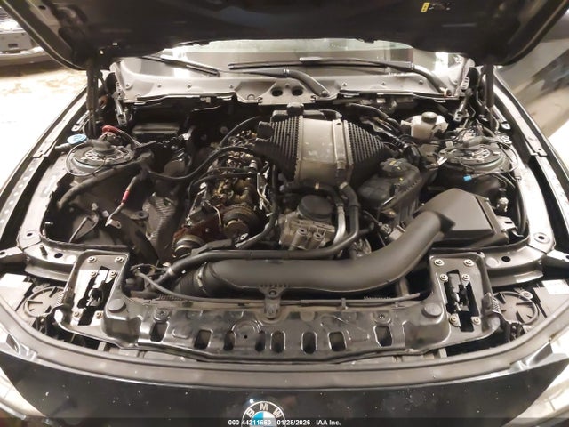 2017 BMW M4 WBS3R9C54HK709635 Photo 9