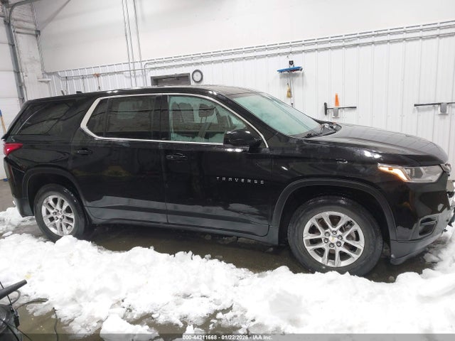 1GNEVFKW1KJ270631 Chevrolet Traverse Ls