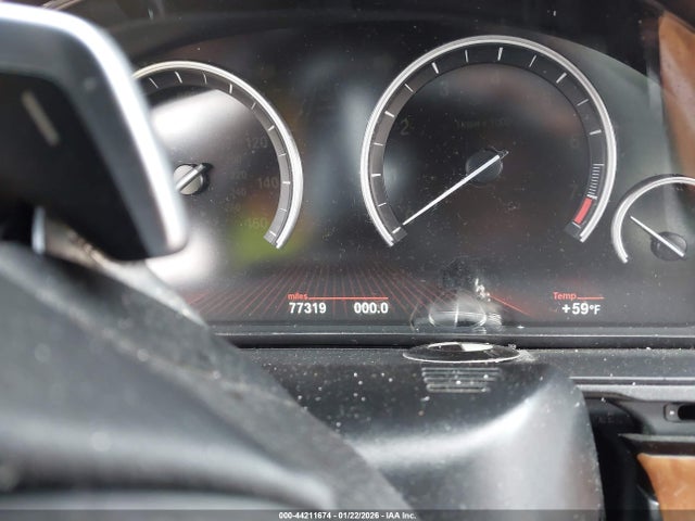 2012 Bmw 650i მანქანა იყიდება აუქციონზე, vin: WBALZ3C50CDL72203, აუქციონის ნომერი: 44211674