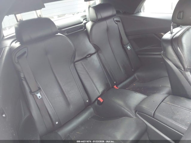 2012 Bmw 650i მანქანა იყიდება აუქციონზე, vin: WBALZ3C50CDL72203, აუქციონის ნომერი: 44211674