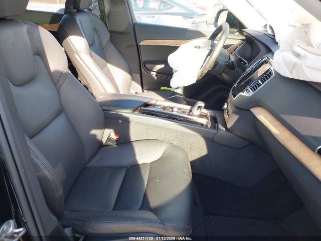 Продажа на аукционе авто 2024 Volvo Xc90 B6 Plus Bright Theme 6-seater, vin: YV4062JE6R1204889, номер лота: 44211729