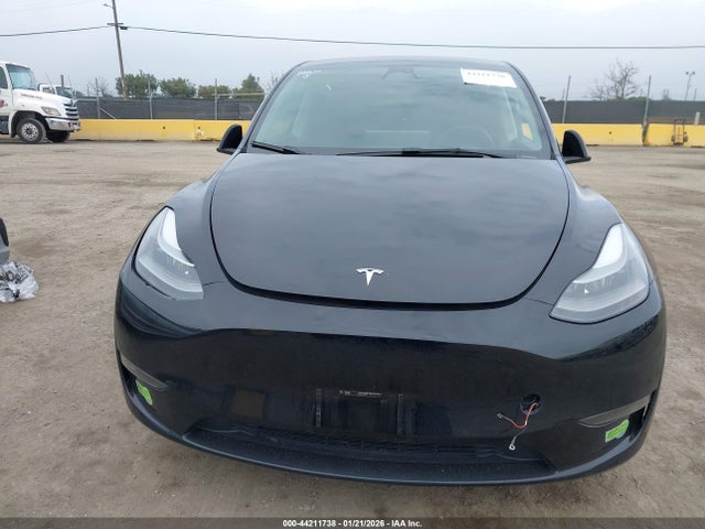 Продаж на аукціоні авто 2023 Tesla Model Y Performance Dual Motor All-wheel Drive, vin: 7SAYGDEF2PF624626, номер лоту: 44211738