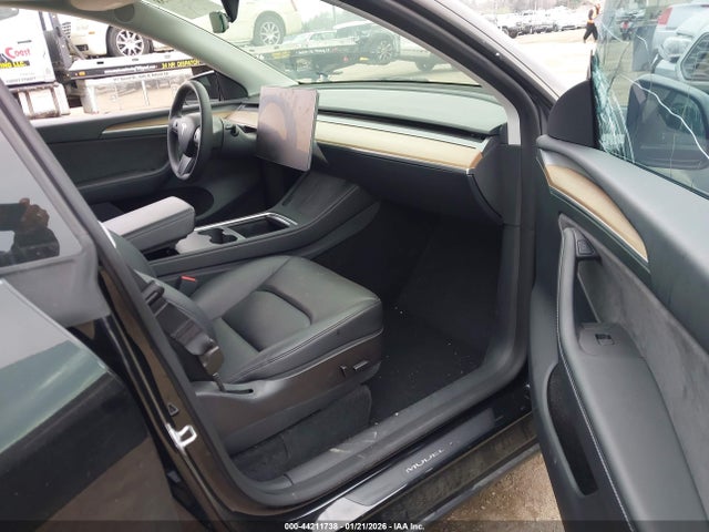 Продаж на аукціоні авто 2023 Tesla Model Y Performance Dual Motor All-wheel Drive, vin: 7SAYGDEF2PF624626, номер лоту: 44211738