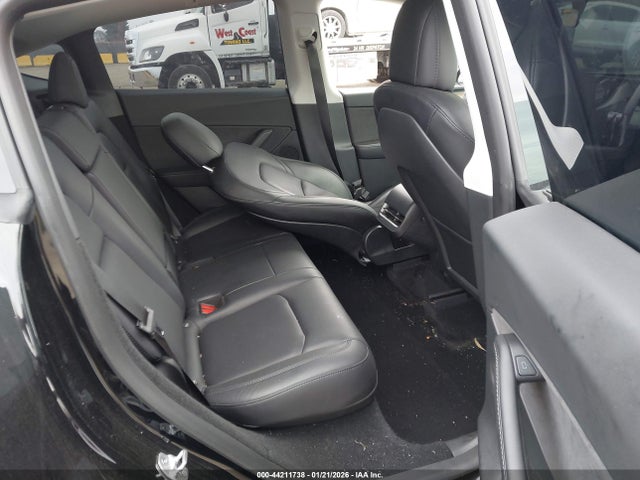 Продаж на аукціоні авто 2023 Tesla Model Y Performance Dual Motor All-wheel Drive, vin: 7SAYGDEF2PF624626, номер лоту: 44211738