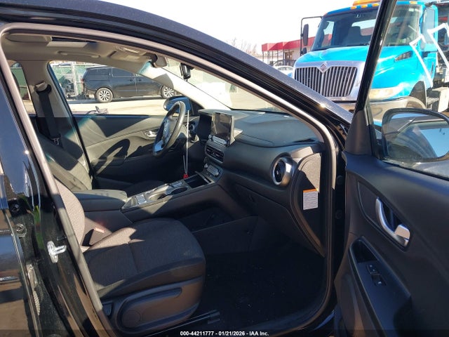KM8K33AG0PU183024 Hyundai Kona Electric Sel