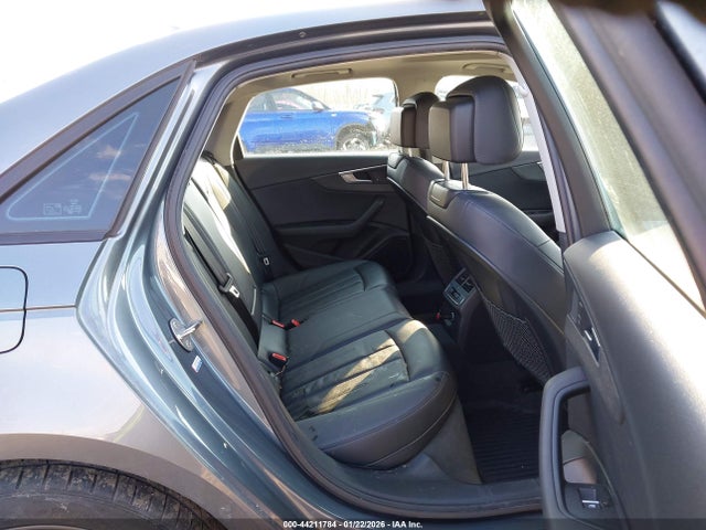 2017 AUDI A4 WAUDNAF46HN046642 Photo 7