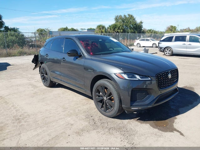 2024 JAGUAR F-PACE SADCT2EX8RA727422 Photo 0