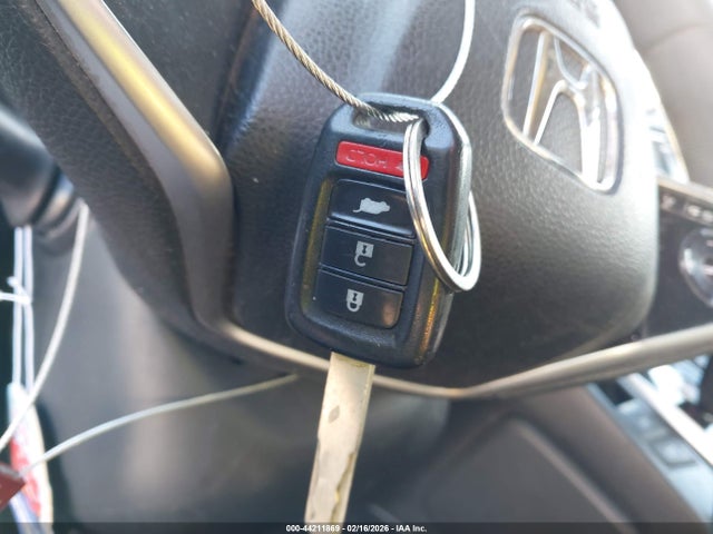 2HKRW6H32JH231719 Honda CR-V LX